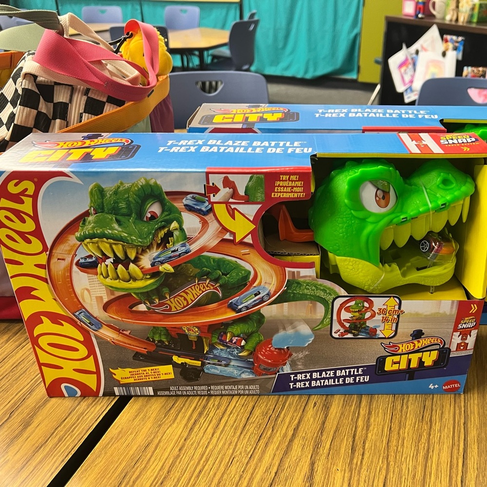 City T-Rex Blaze Battle Playset - Green